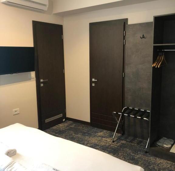 آپارتمان 2 خوابه, Premium