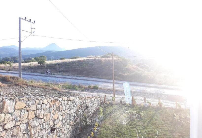 Pokój Deluxe Trzyosobowy, Ada Kekiği Pansiyon