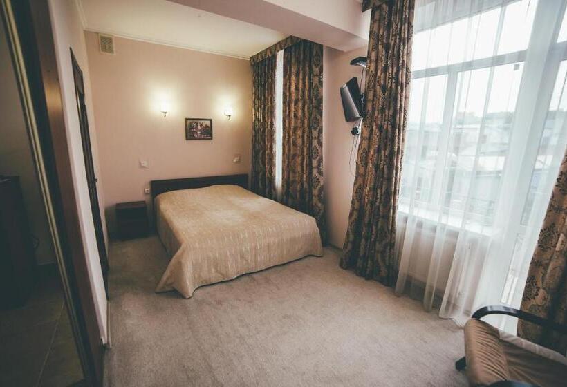 استودیو استاندارد با بالکن, Villa Zhanna