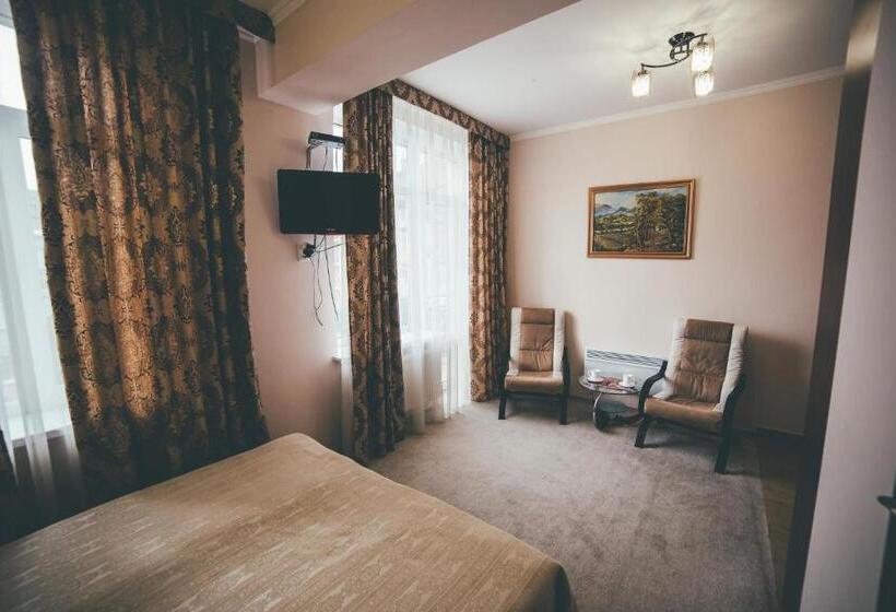 استودیو استاندارد با بالکن, Villa Zhanna