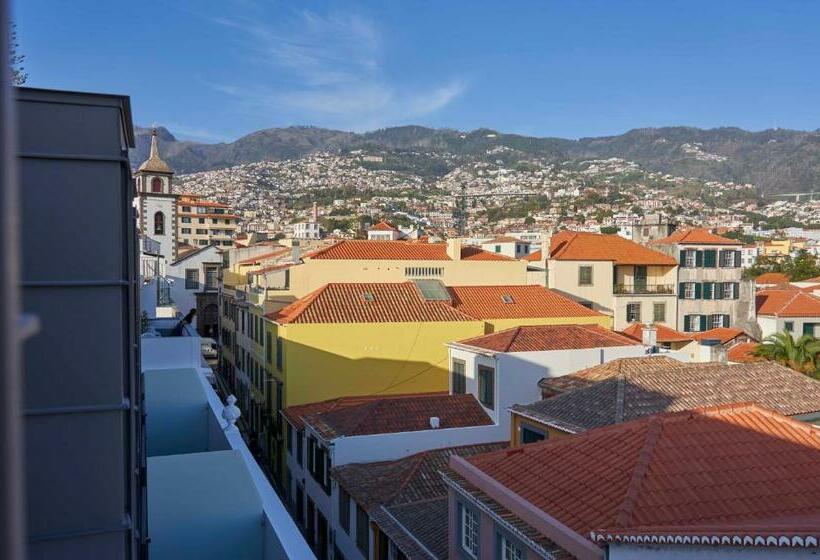 اتاق استاندارد, Caju