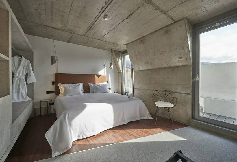 اتاق استاندارد, Caju