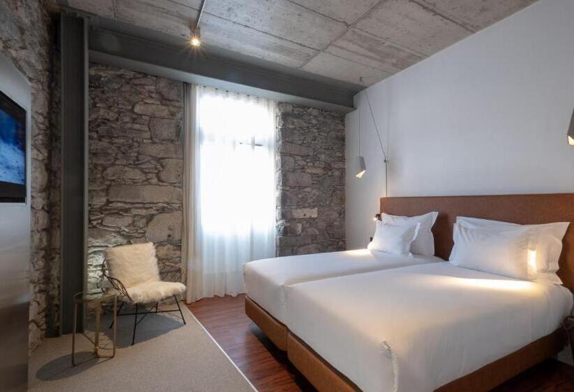 اتاق استاندارد, Caju