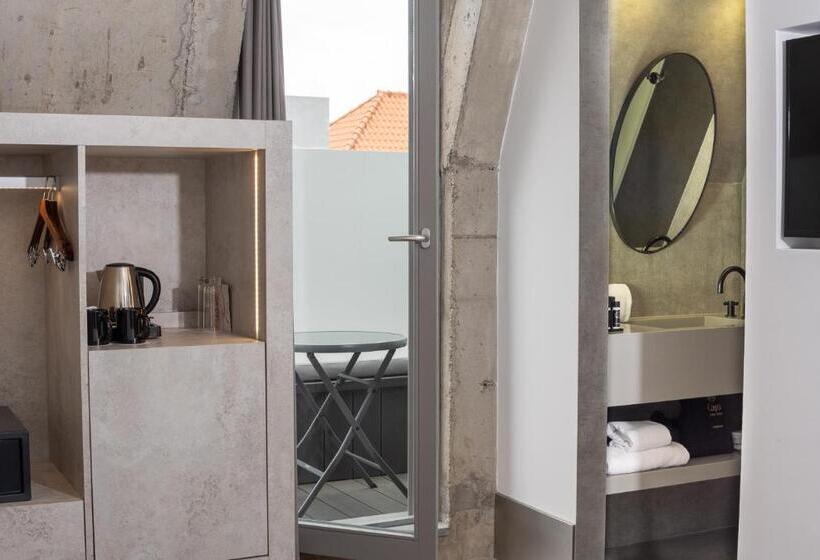 اتاق سوپریور, Caju