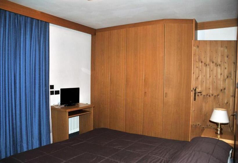 Apartament 3 Sypialnie, Residenza E Appartamenti Le Colonnine