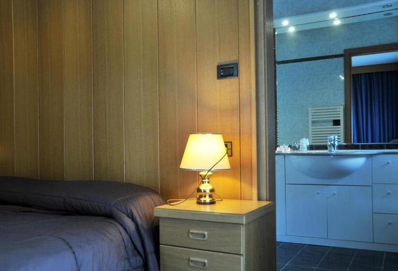 带3个卧室的公寓, Residenza E Appartamenti Le Colonnine