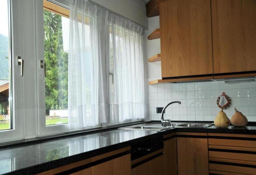 Apartament 3 Sypialnie, Residenza E Appartamenti Le Colonnine