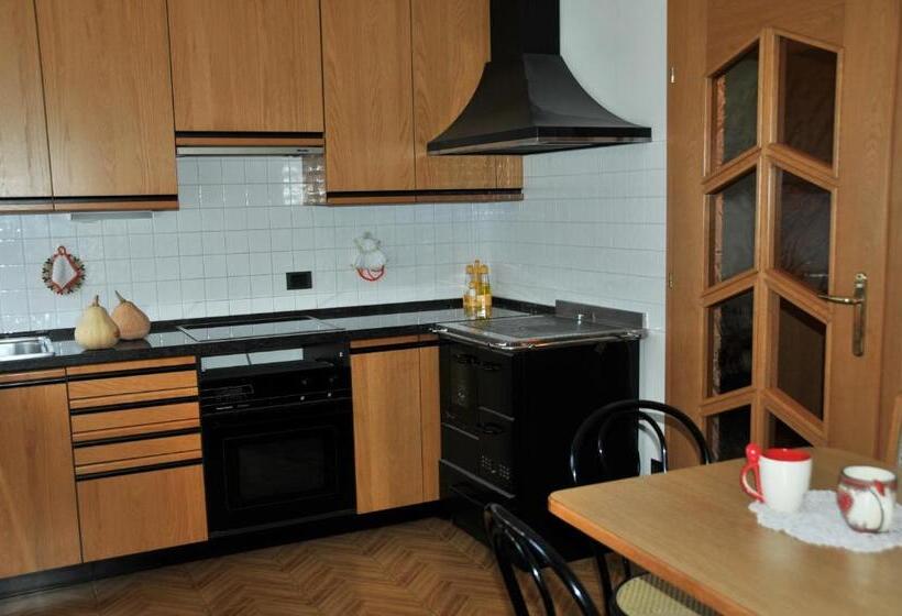 带3个卧室的公寓, Residenza E Appartamenti Le Colonnine