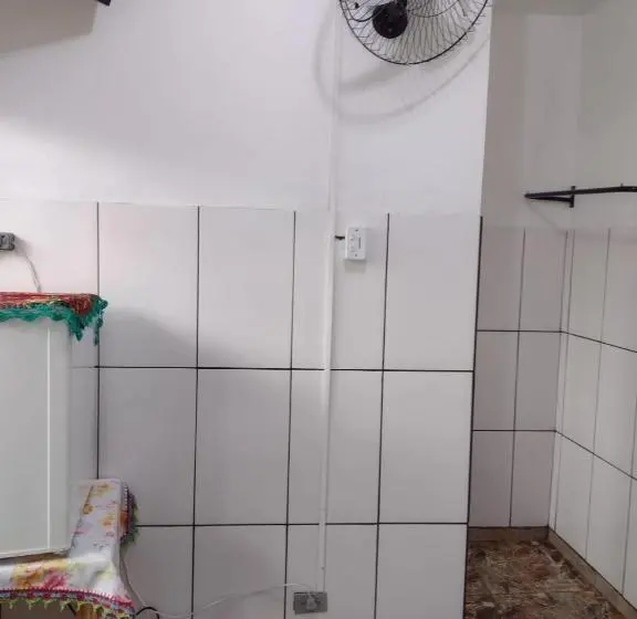 اتاق اکونومی یک تخته, Hospedagem A Vale Verde