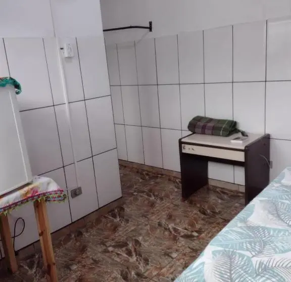 اتاق اکونومی یک تخته, Hospedagem A Vale Verde