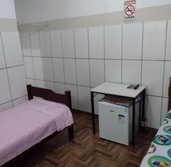 اتاق اکونومی, Hospedagem A Vale Verde