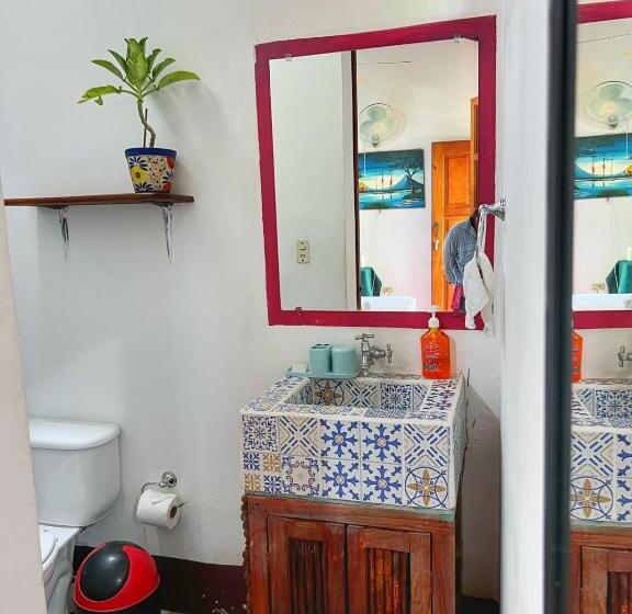 اتاق استاندارد با چشمانداز باغ, Al Sole