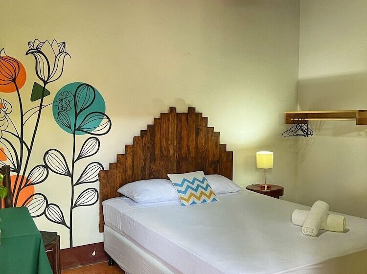 اتاق استاندارد, Al Sole