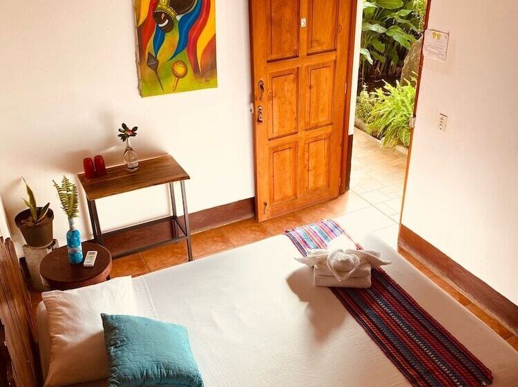 اتاق استاندارد, Al Sole