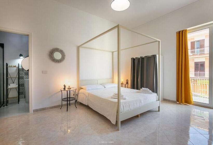 اتاق لوکس چهار تخته, Oniro