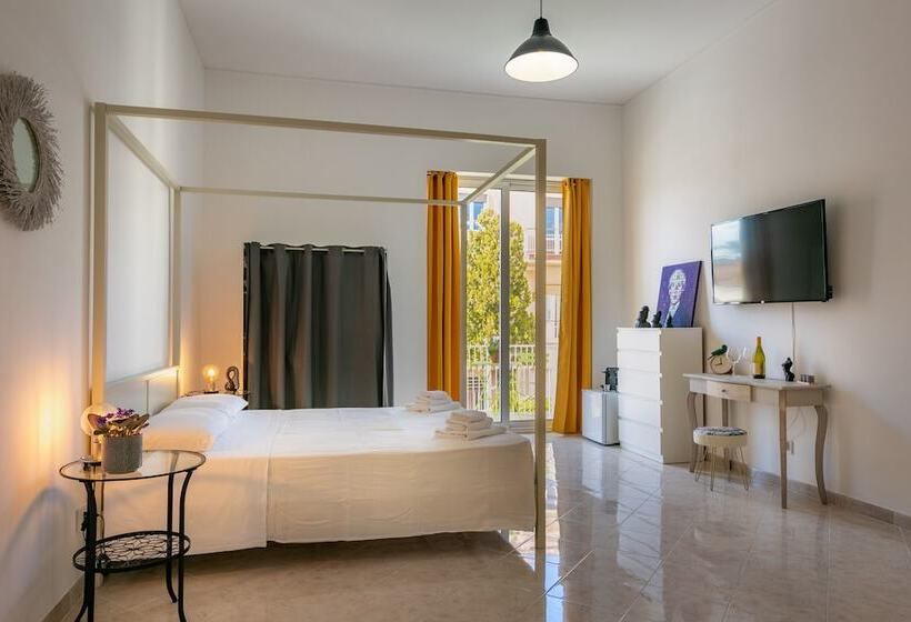 اتاق لوکس چهار تخته, Oniro