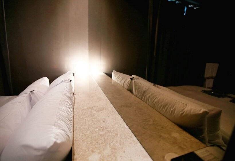 Quarto Estandar, Pyeongtaek Moon