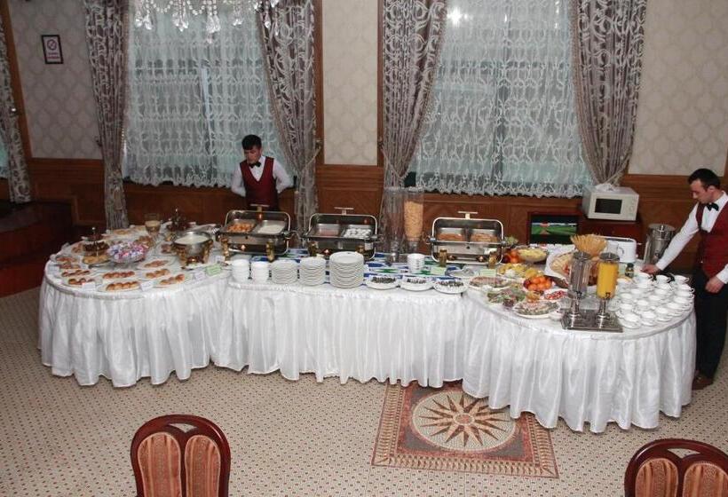 اتاق اکونومی, Taj Palace