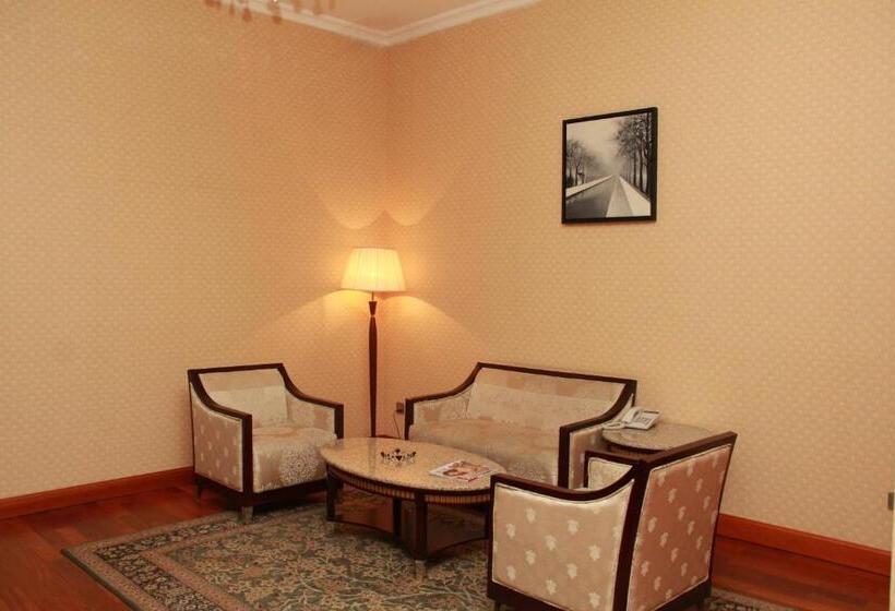 اتاق استاندارد یک نفره, Taj Palace