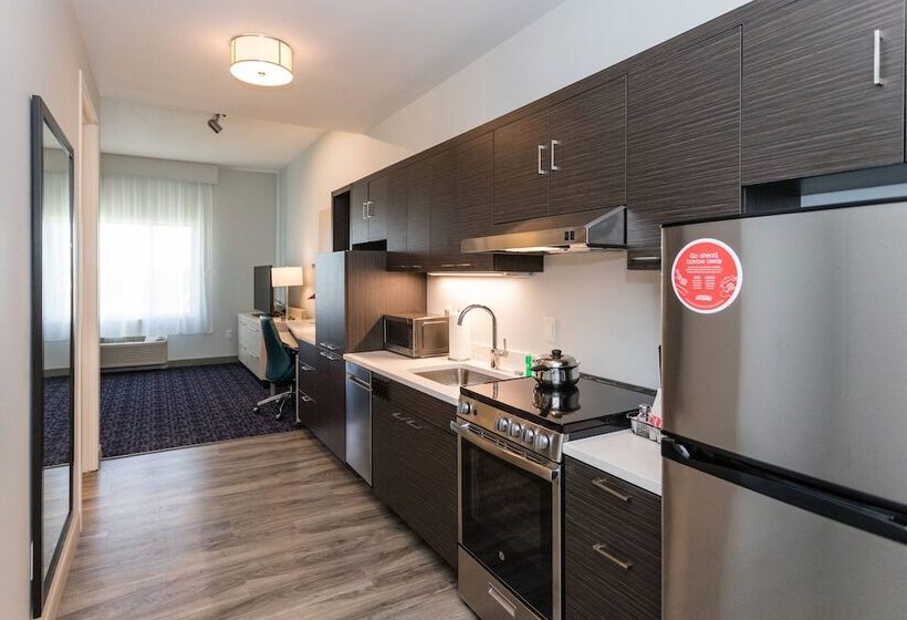 جناح, Towneplace Suites Port St. Lucie I95