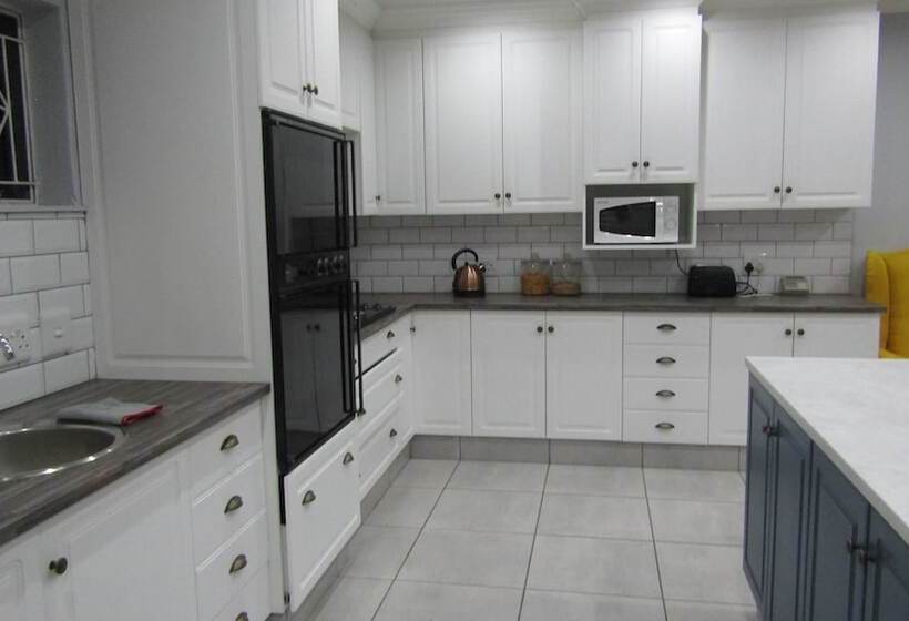 غرفة ديلوكس, Bountyful