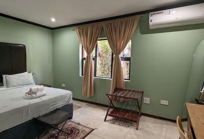 اتاق لوکس, Sunbirds Chobe