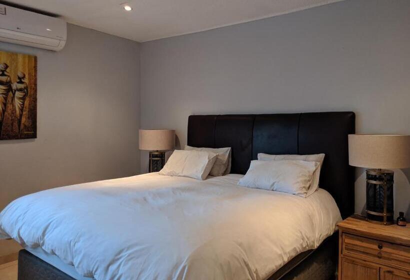 سوییت خانوادگی, Sunbirds Chobe