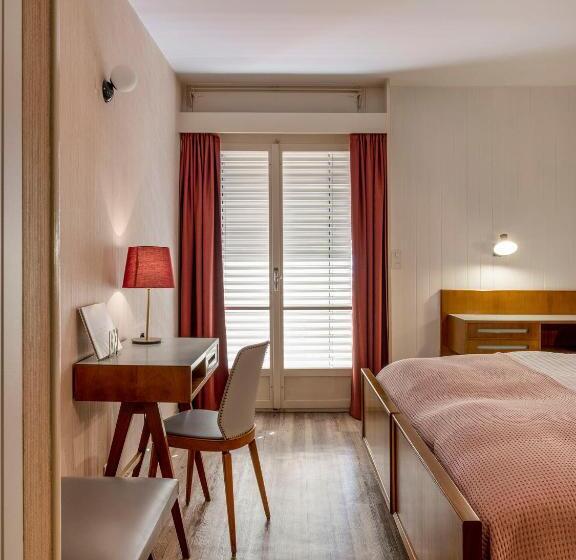 バルコニー付きスタンダードルーム, Hôtel Historique Chez Elsy   Crans Sapins