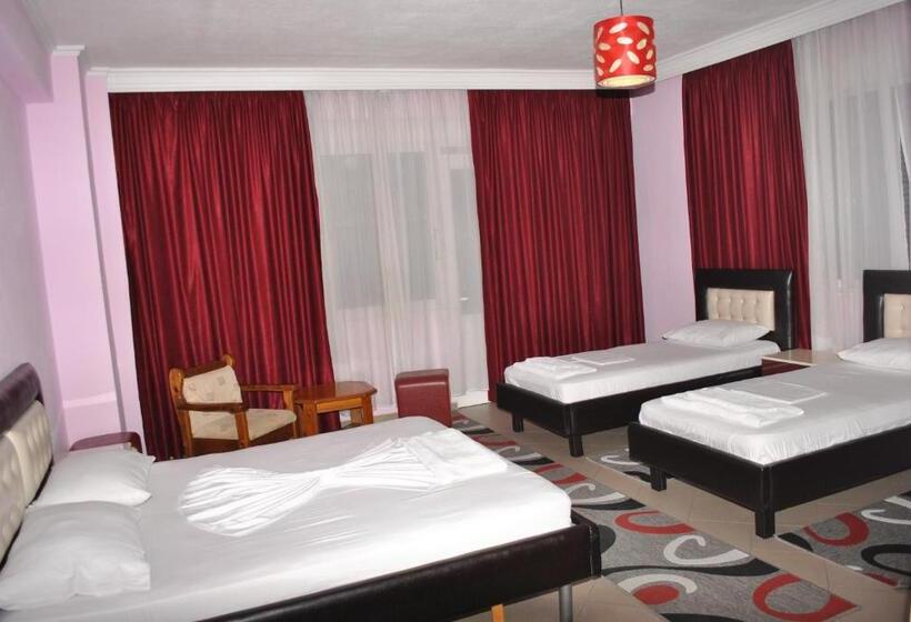 اتاق خانوادگی, Freskia