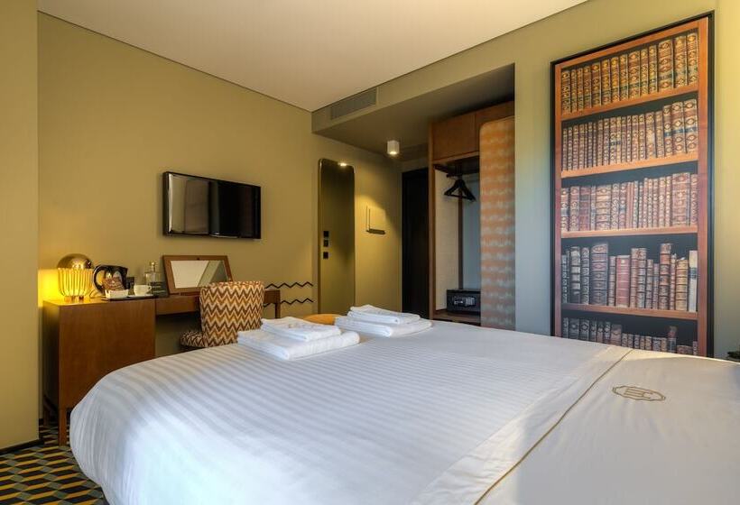 اتاق لوکس, The Convo Porto Hotel & Apartment