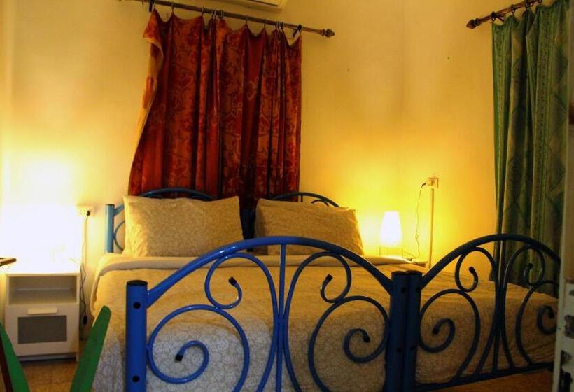 اتاق استاندارد, The Blue House Gerasa