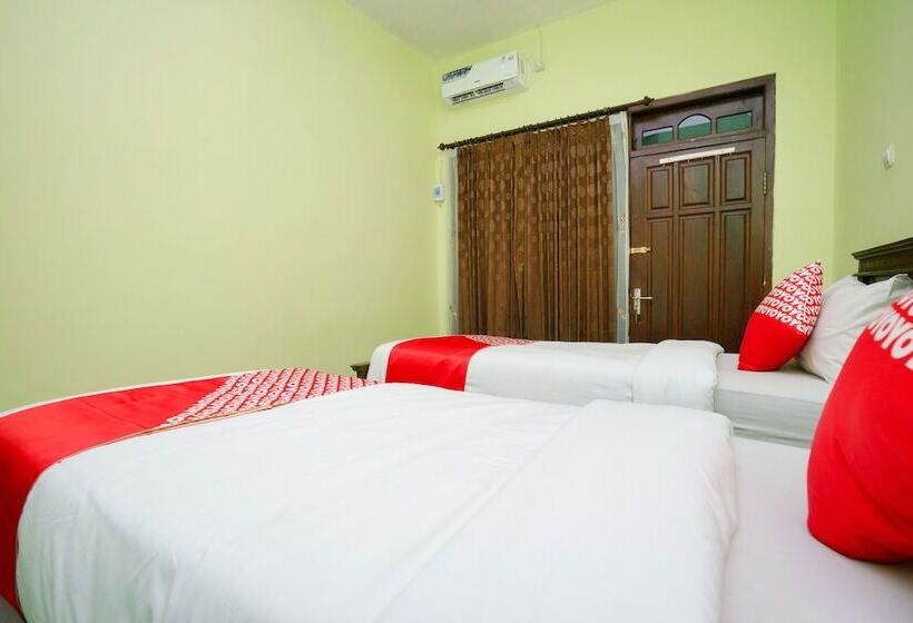 Standardrum, Oyo 1639 Penginapan Anggrek Syariah 1