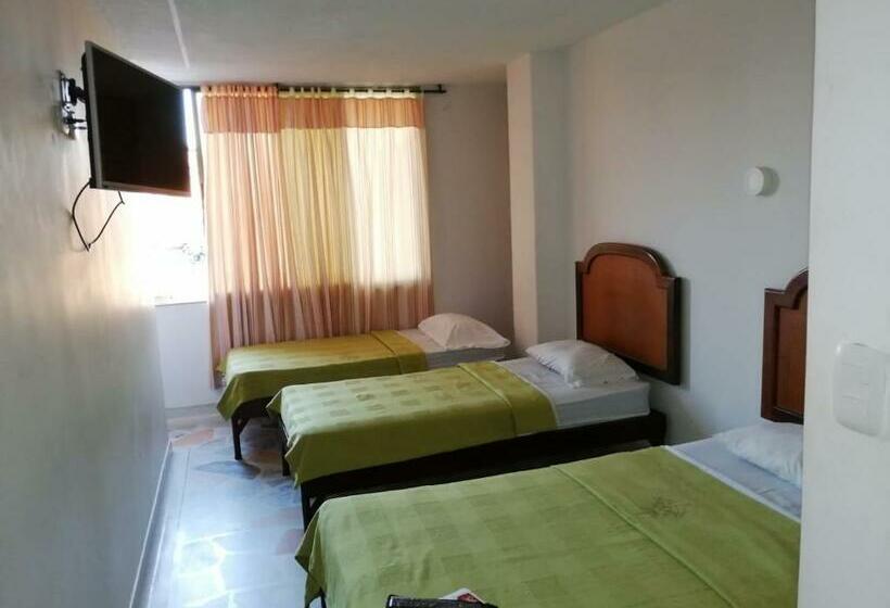 חדר אקונומי לשלושה, Yorytania Boutique