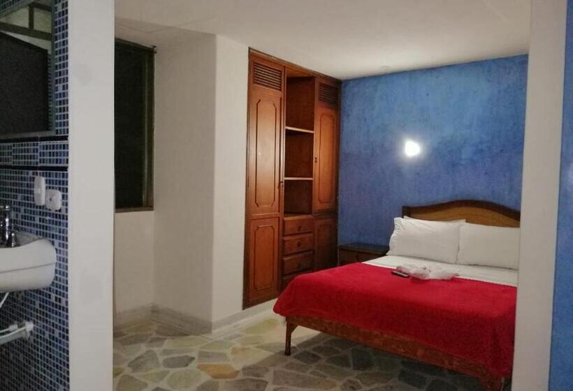 חדר סטנדרט לארבעה, Yorytania Boutique