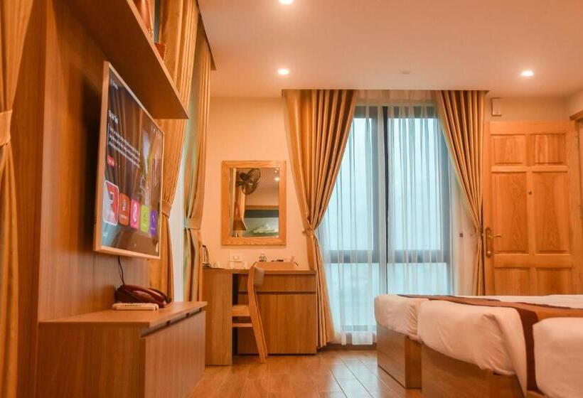 اتاق خانوادگی با چشمانداز کوه, Cozynibi