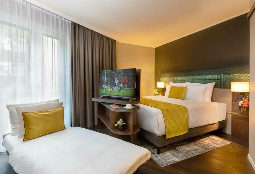 חדר סופריור לשלושה, Leonardo Hotel Dortmund