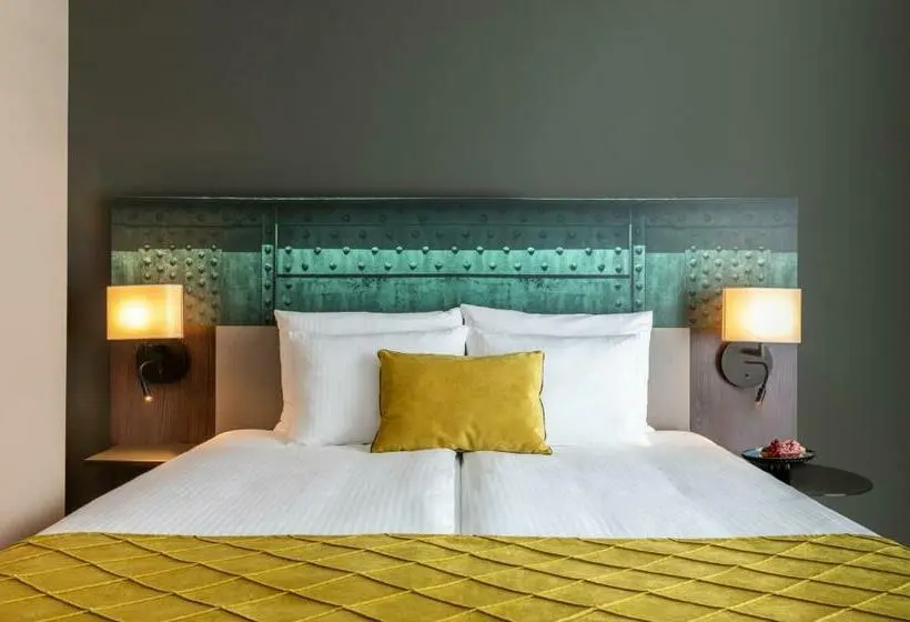 اتاق لوکس سه تخته, Leonardo Hotel Dortmund