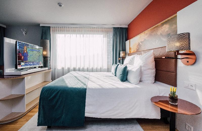 Quarto deluxe, Leonardo Hotel Zurich Airport