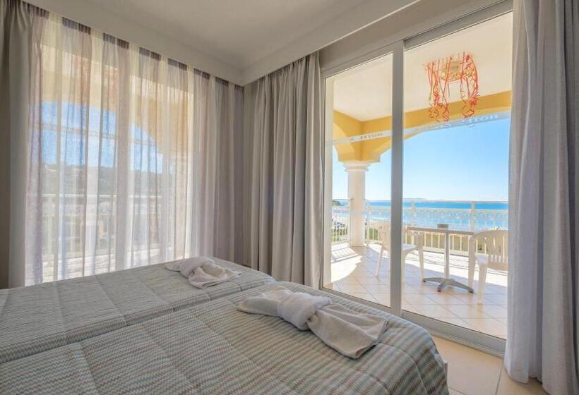 带海景的标准房, Athina