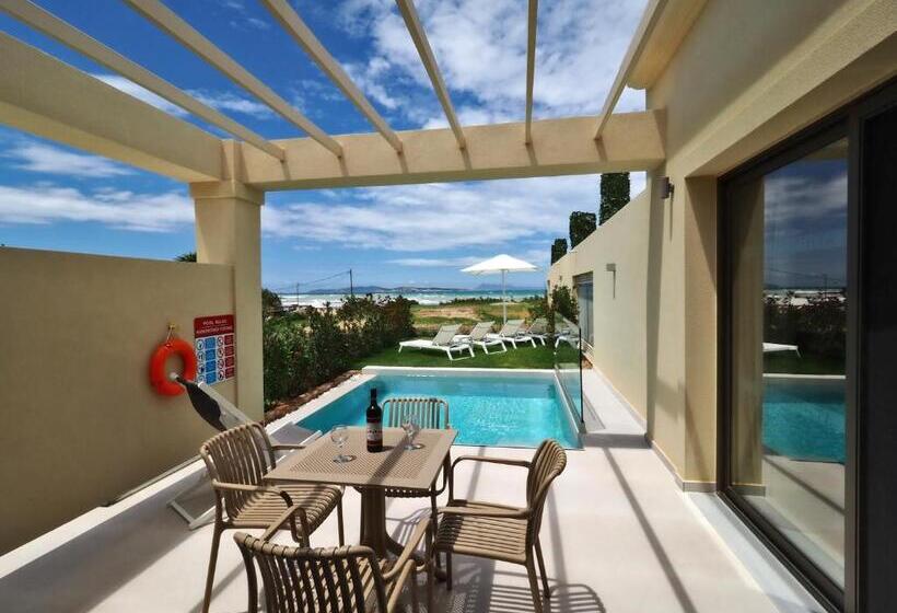 جناح مزود بحمام سباحة, Athina