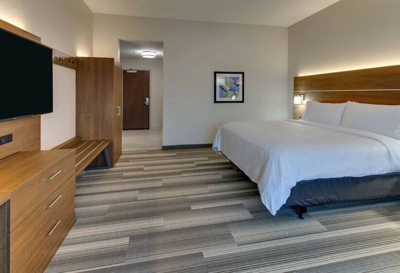 套房, Holiday Inn Express & Suites   Nashville Metrocenter Downtown, An Ihg