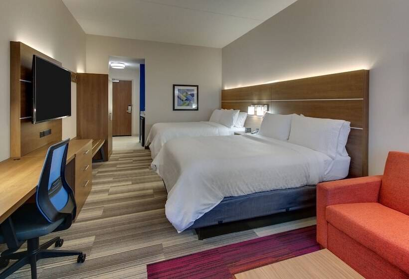 סוויטה מותאמת לאדם עם מוגבלויות, Holiday Inn Express & Suites   Nashville Metrocenter Downtown, An Ihg