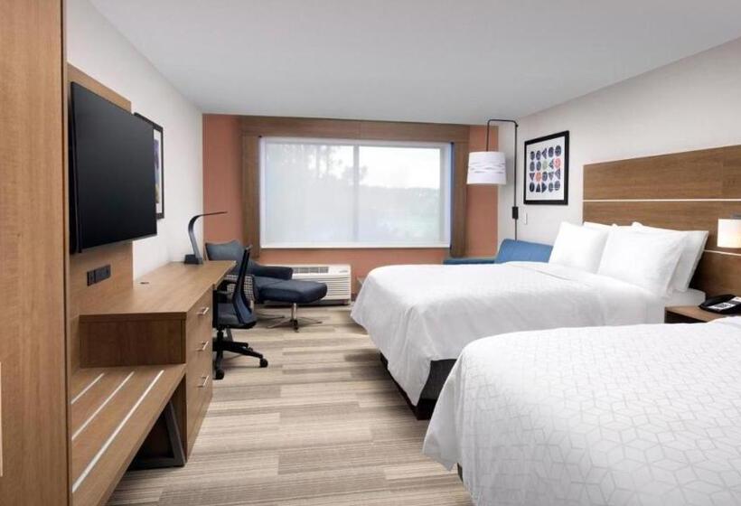 חדר סטנדרט מותאם לאדם עם מוגבלויות, Holiday Inn Express & Suites   Nashville Metrocenter Downtown, An Ihg