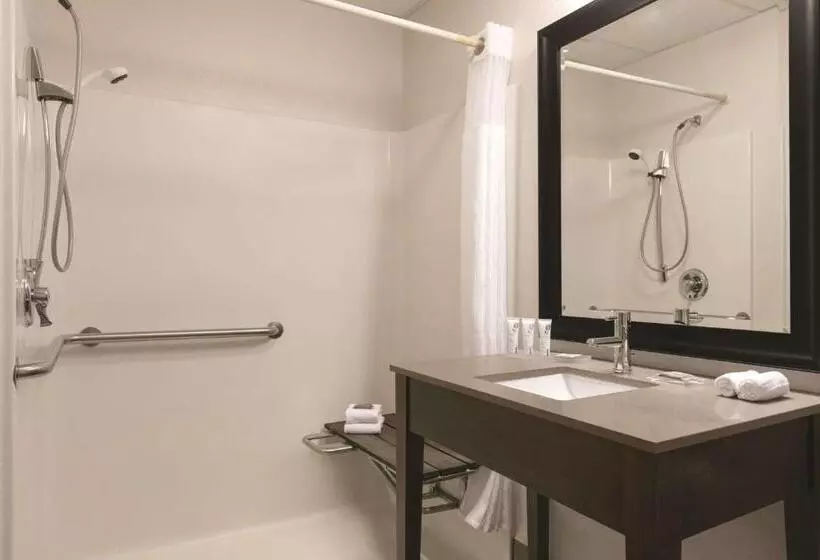Standard-huone King-vuode, Country Inn & Suites By Radisson, Port Clinton, Oh