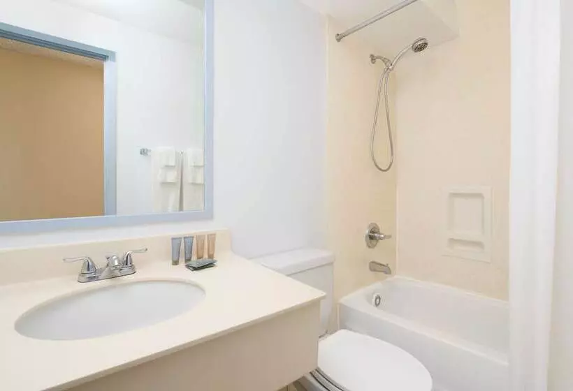 اتاق اکونومی, Ewa Hotel Waikiki
