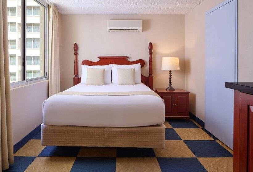 Номер Economy, Ewa Hotel Waikiki