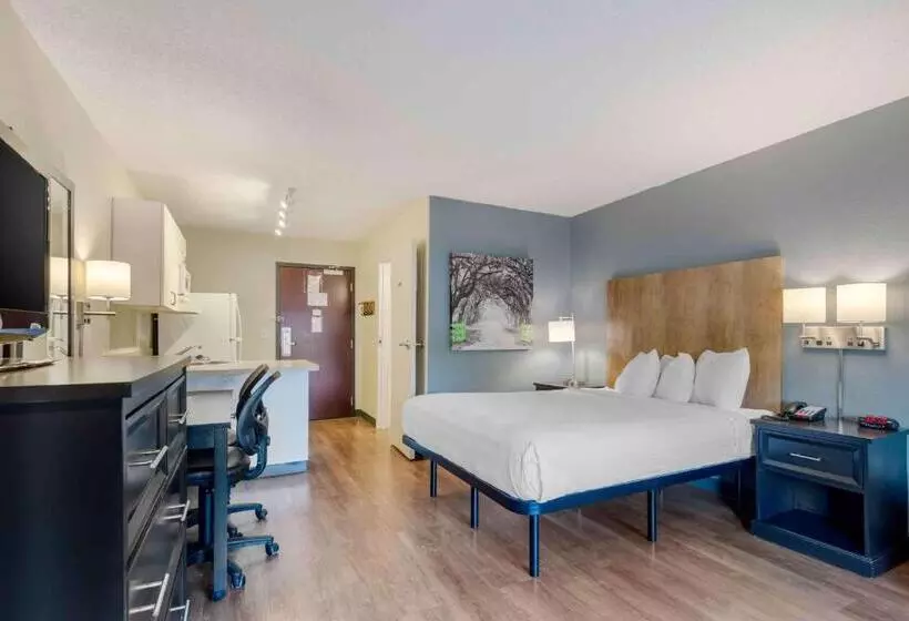 استودیوی استاندارد, Extended Stay America Suites  Charlotte  University Place