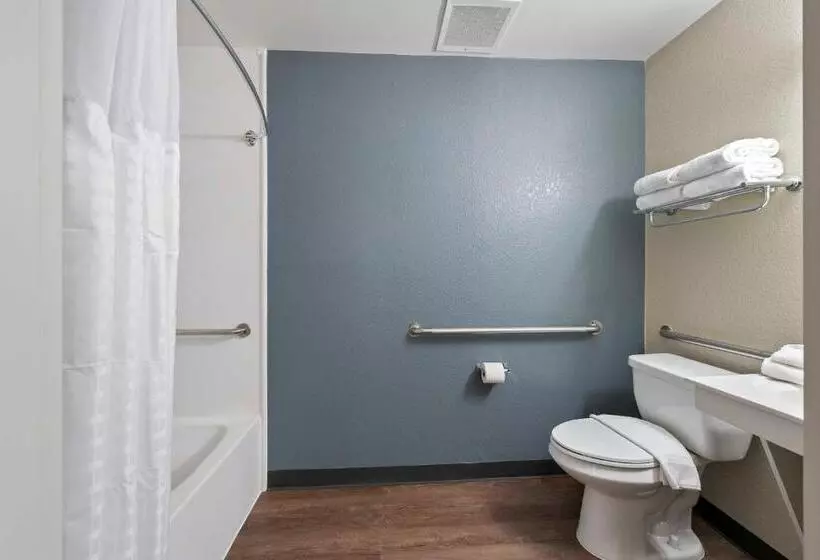 استودیوی استاندارد, Extended Stay America Suites  Charlotte  University Place