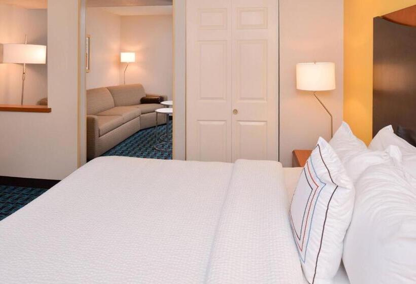 Номер Deluxe Кровать Кинг, Fairfield Inn & Suites Hattiesburg / University