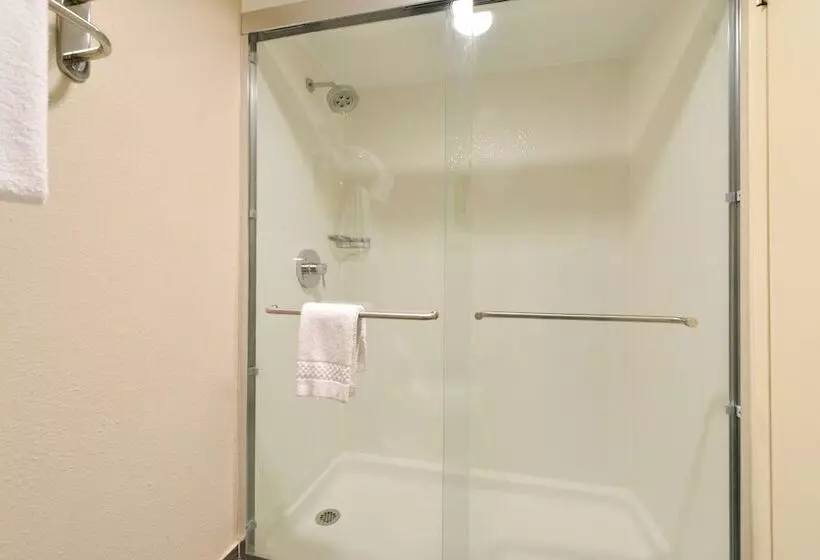２ダブルベッドのスタンダードルーム, Fairfield Inn & Suites Hattiesburg / University